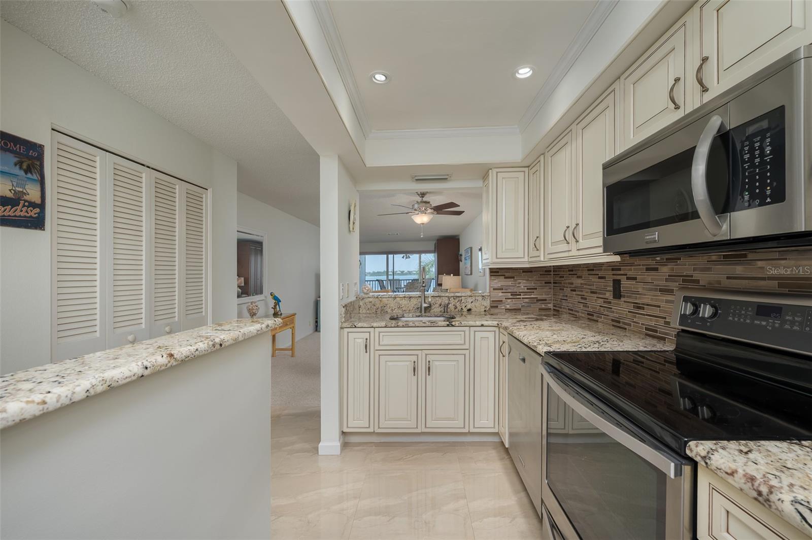 SUNRISE COVE SEC 4 - Residential