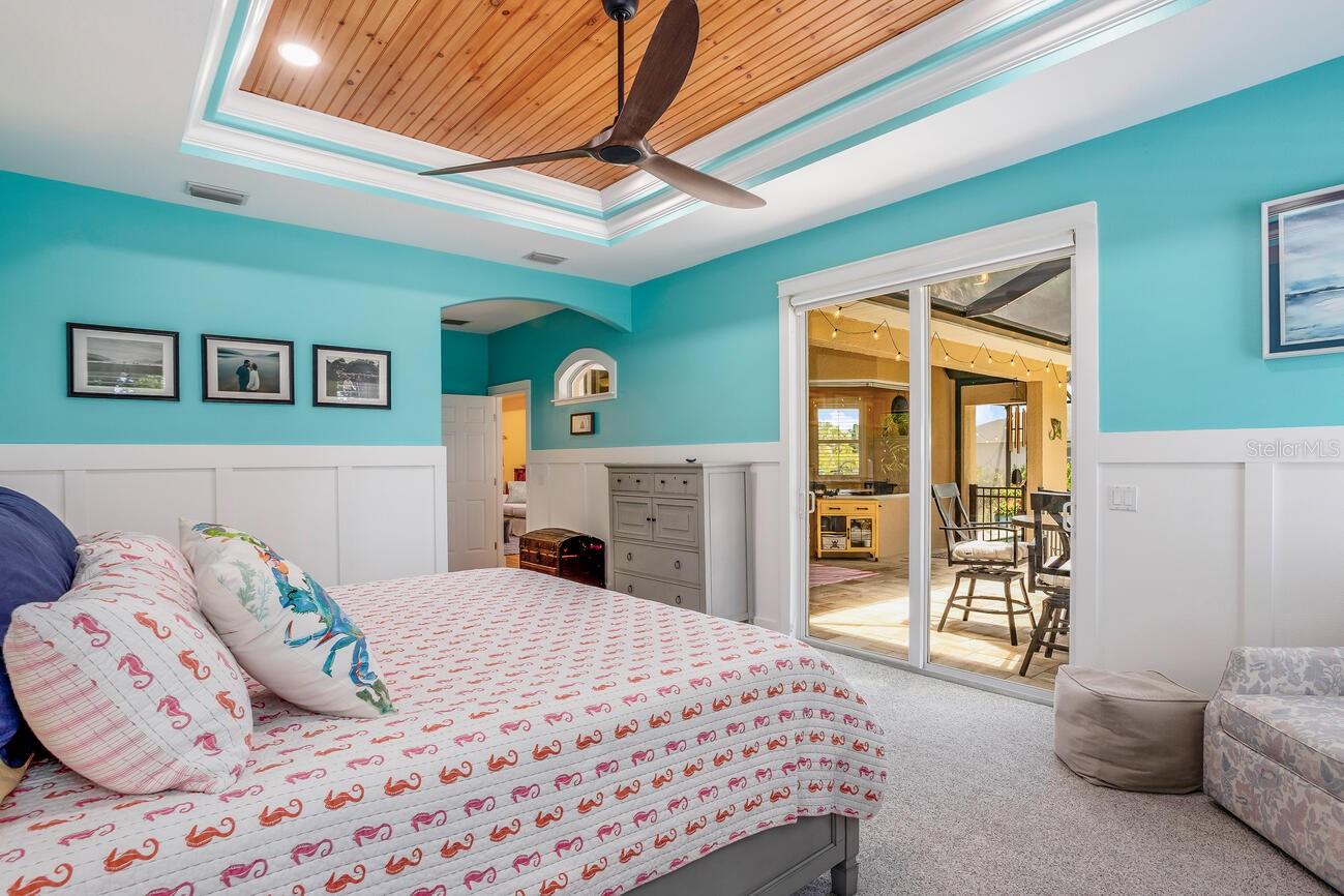 ROTONDA LAKES - Residential