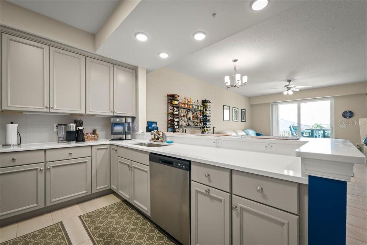 RIVERWALK/CORONAD ISLAND-BLDG - Residential