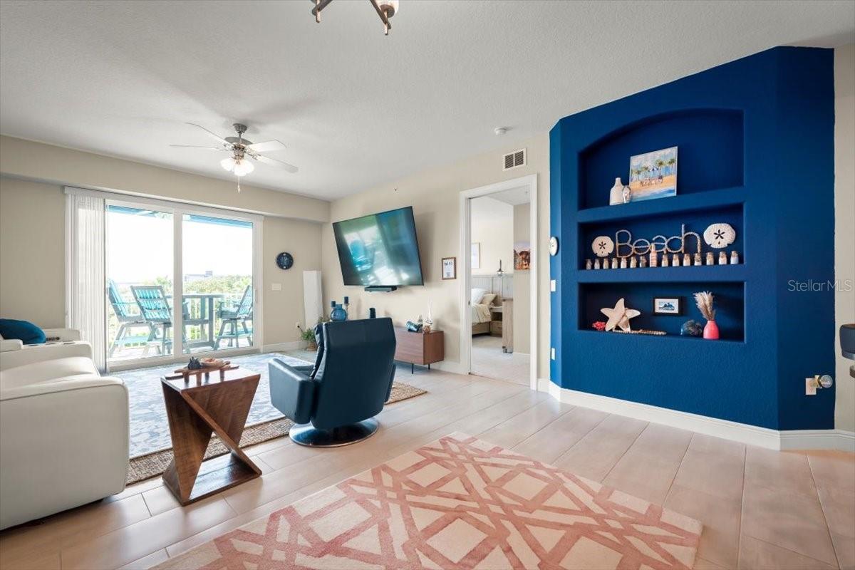 RIVERWALK/CORONAD ISLAND-BLDG - Residential