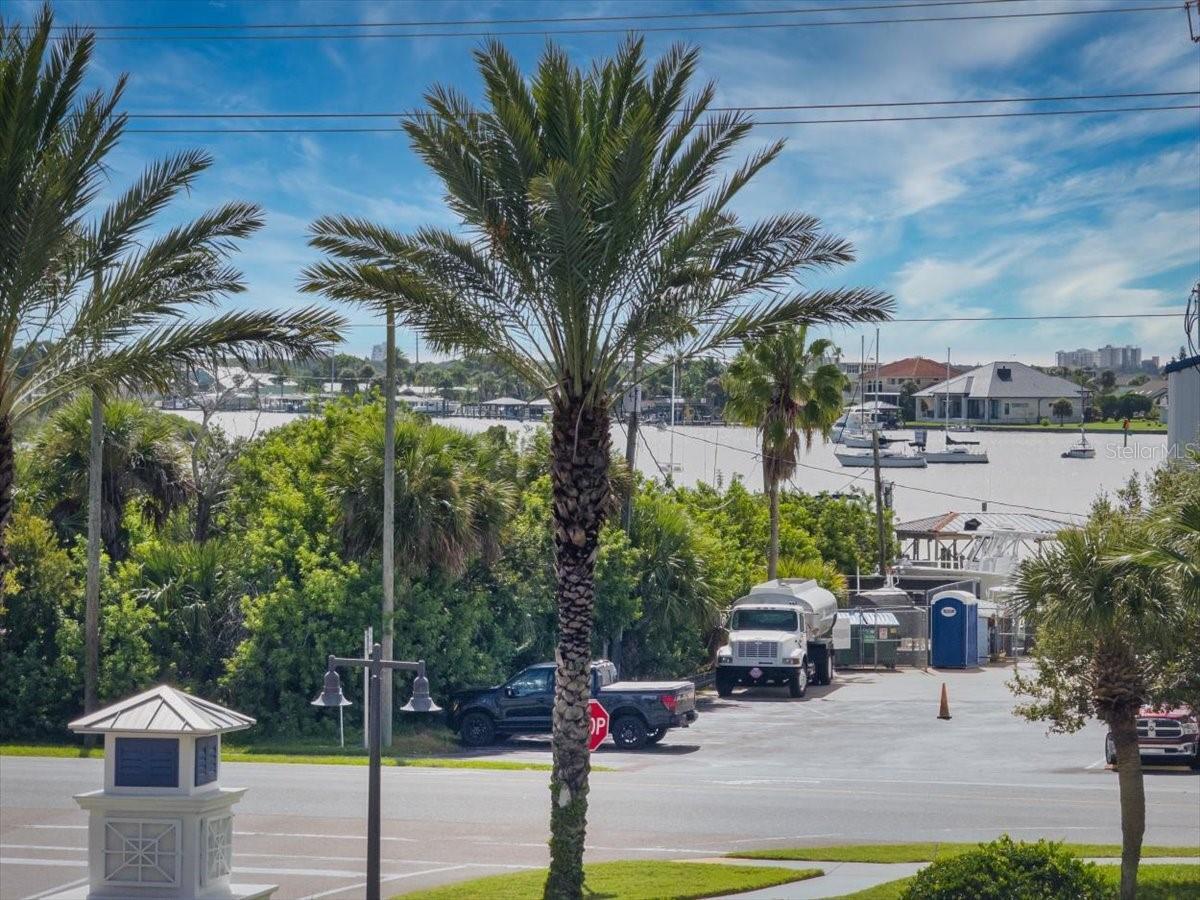 RIVERWALK/CORONAD ISLAND-BLDG - Residential