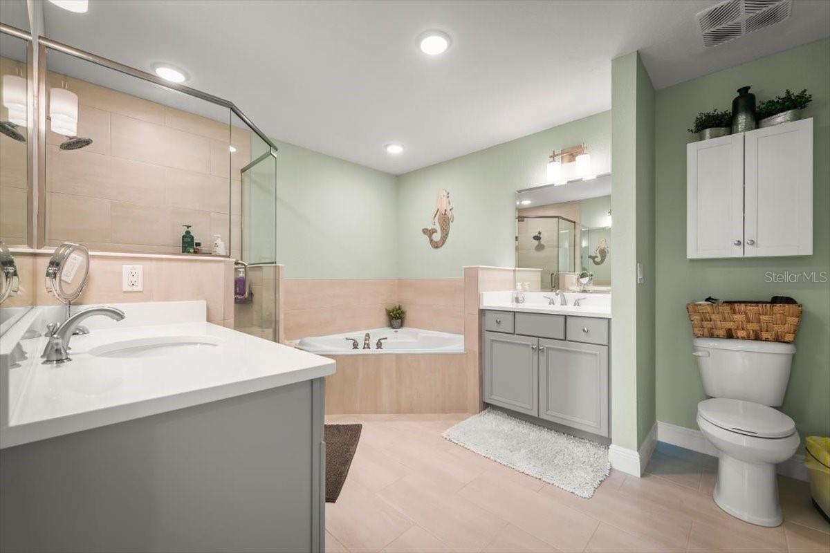 RIVERWALK/CORONAD ISLAND-BLDG - Residential