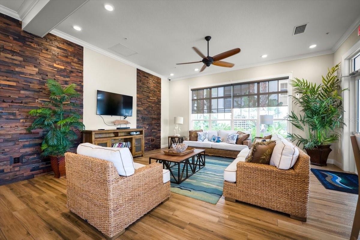 RIVERWALK/CORONAD ISLAND-BLDG - Residential