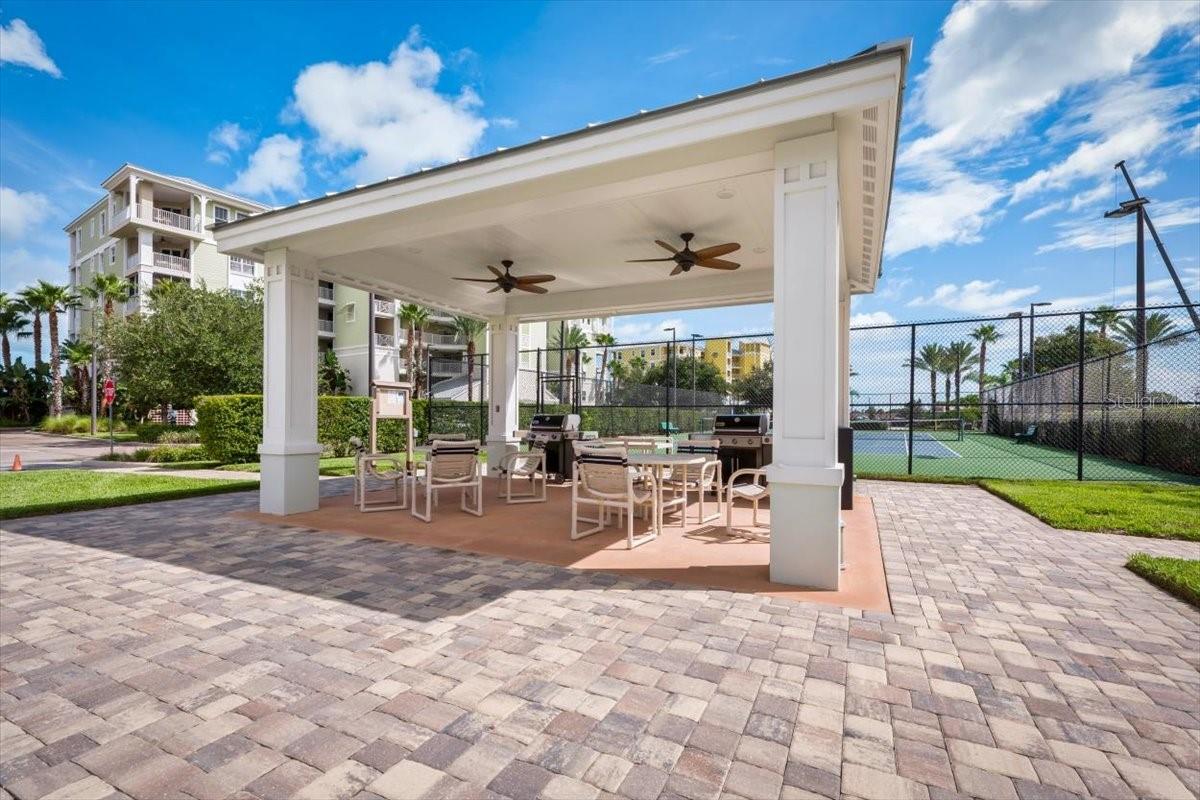 RIVERWALK/CORONAD ISLAND-BLDG - Residential