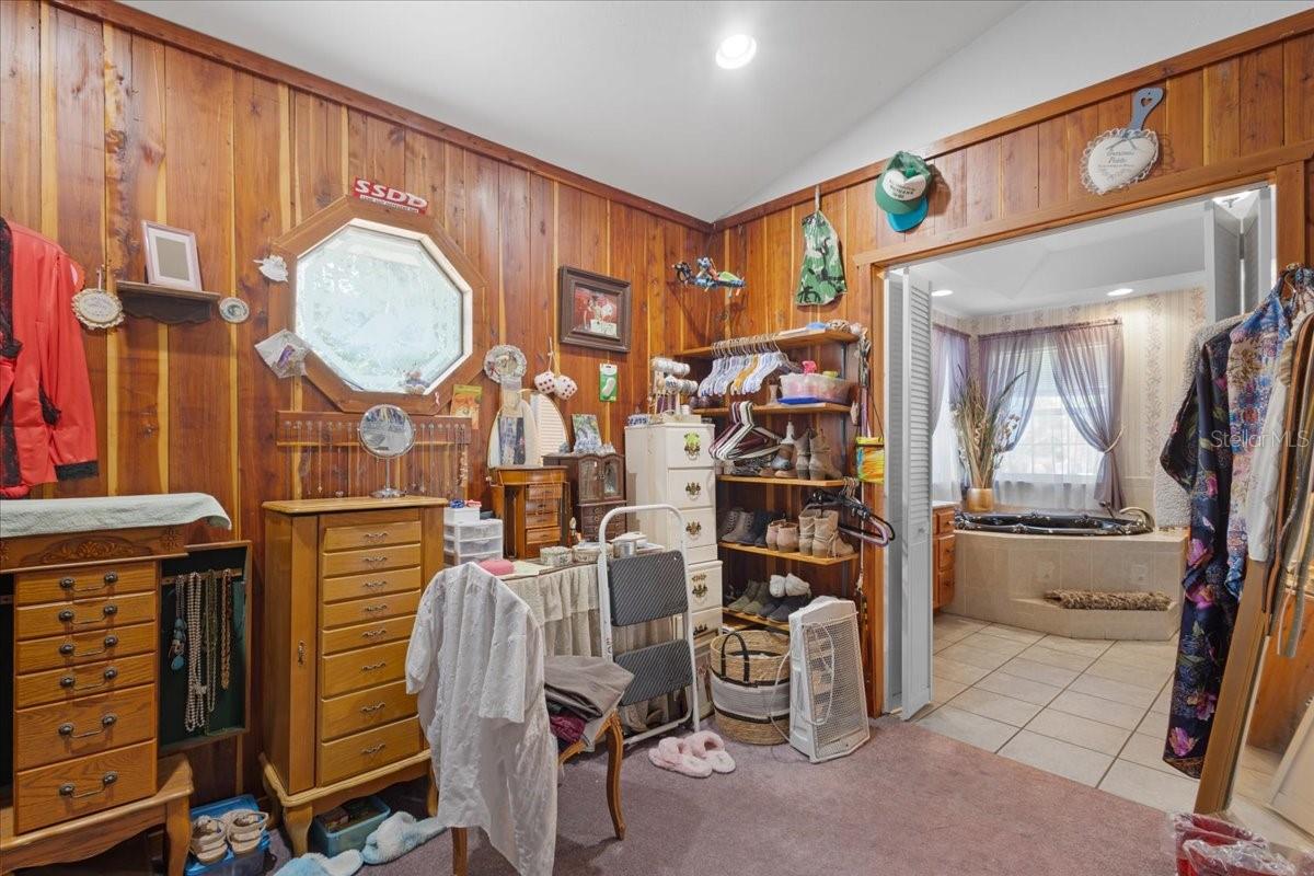 SUWANNEE RIVER - Residential