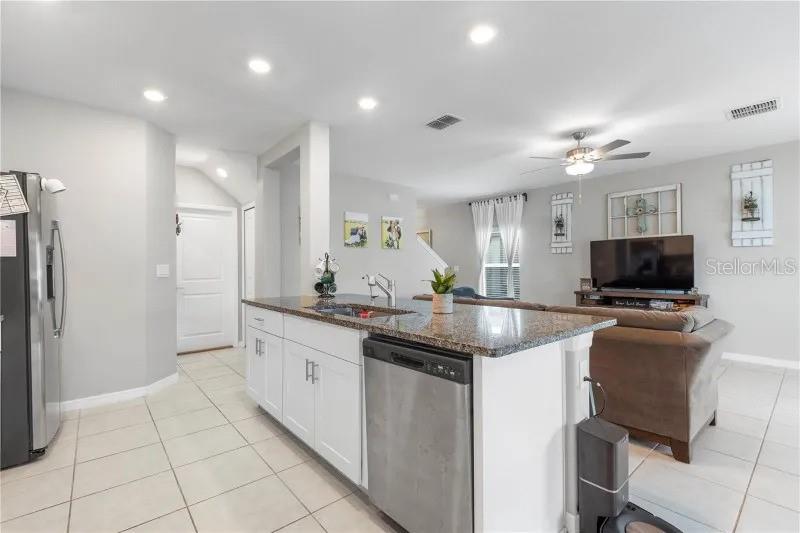 ABBOTT SQUARE PH 2 - Residential