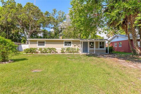 Photo of 442 Dorothy Avenue, Daytona Beach, FL 32117 (MLS # V4943500)