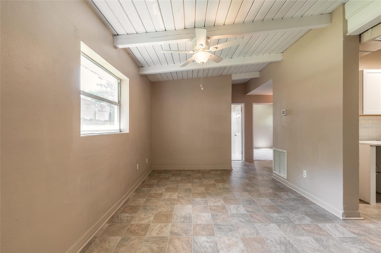 442 DOROTHY AVENUE