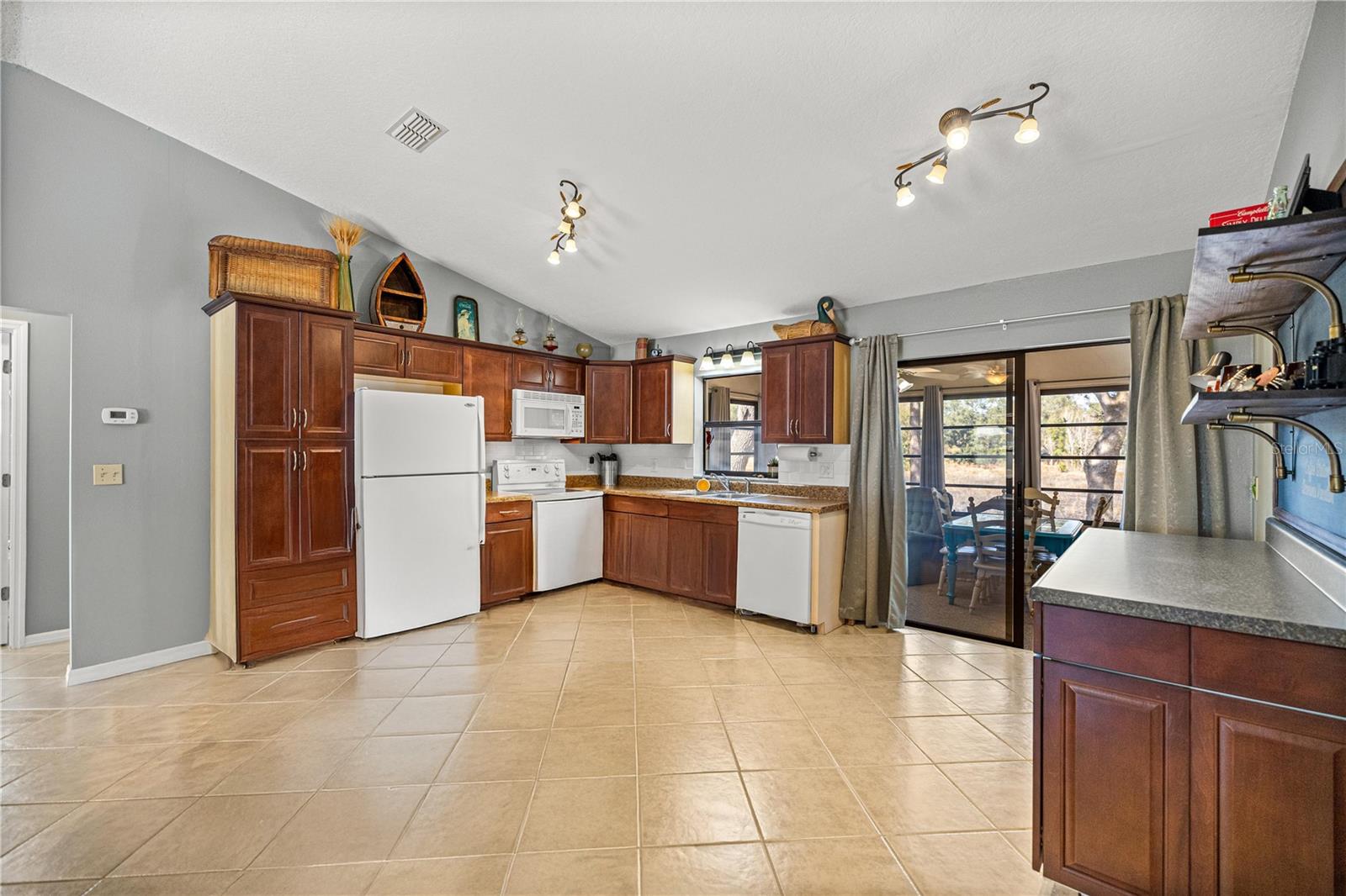 SILVER SPGS WOODS - Residential