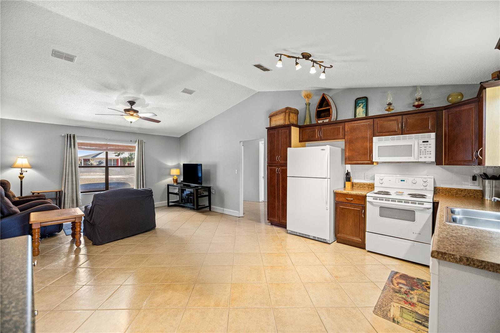 SILVER SPGS WOODS - Residential