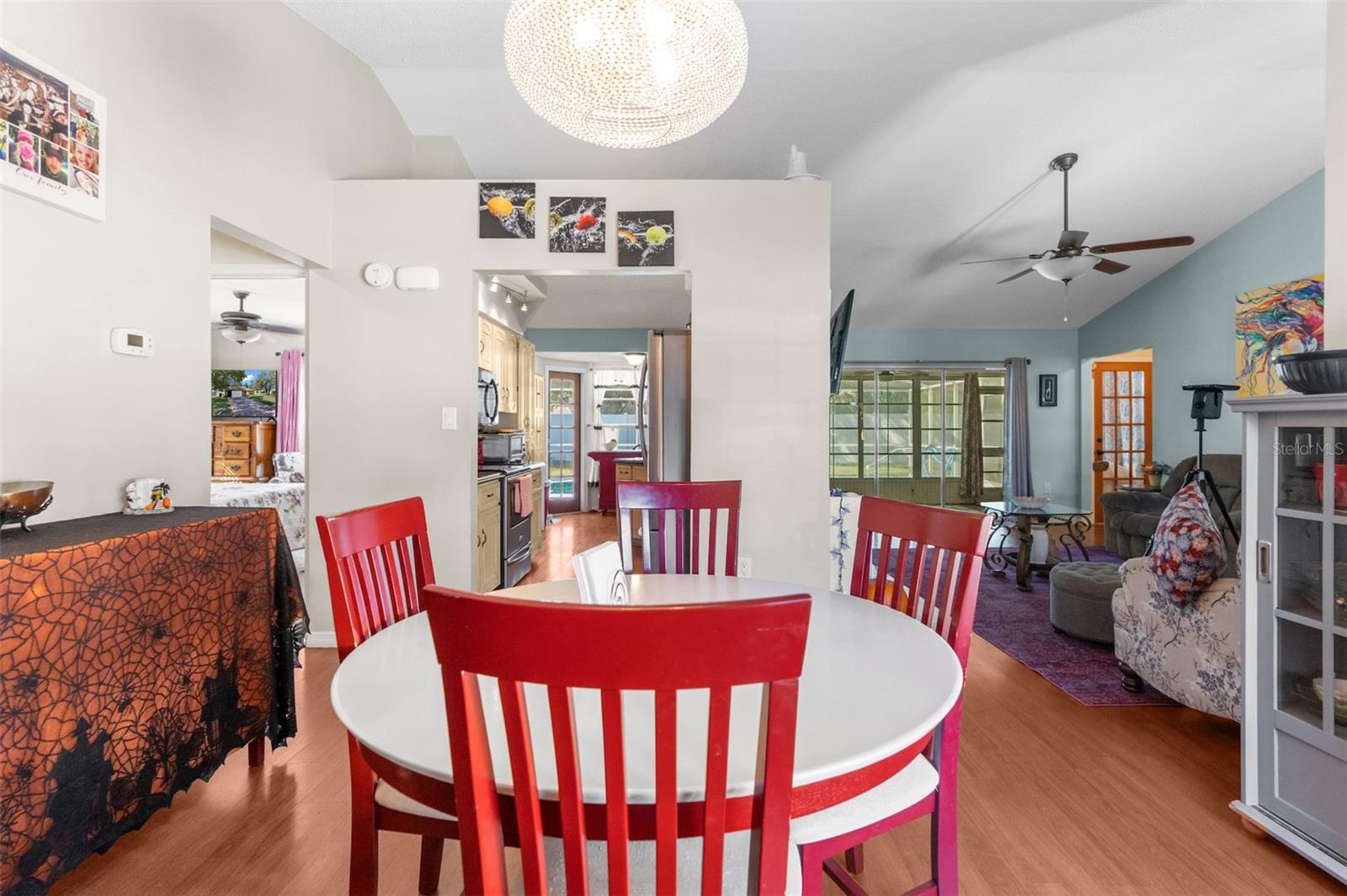 SPRING HILL - Residential