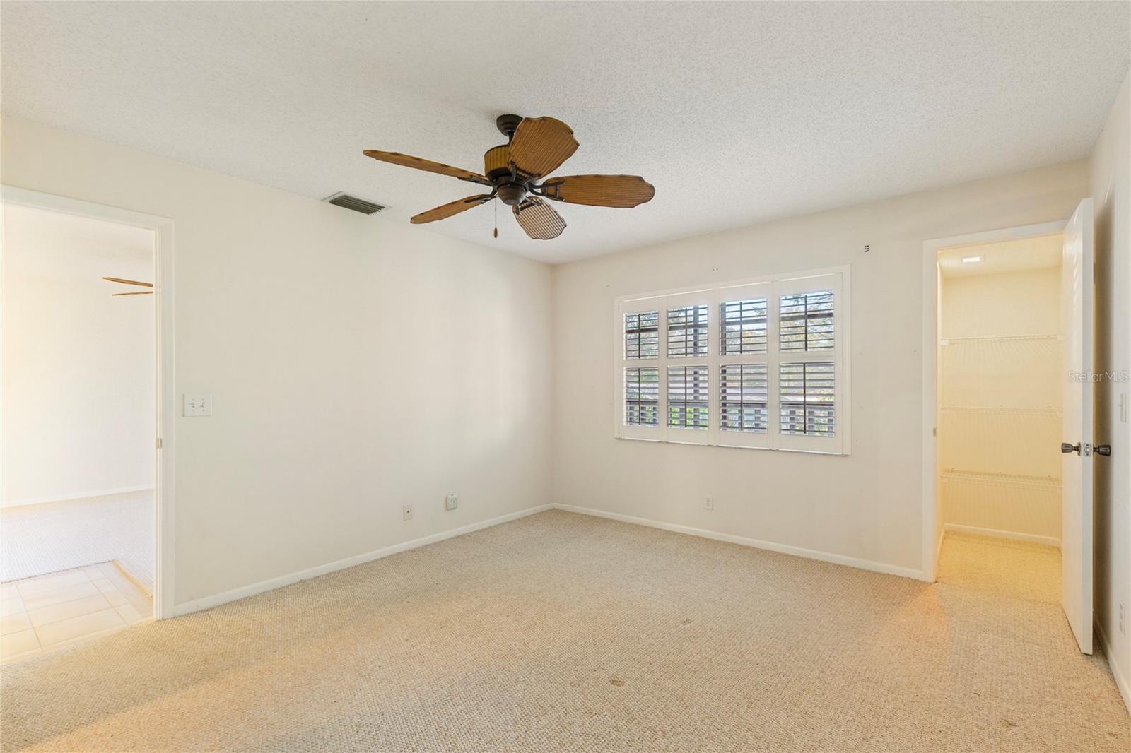 101 LAKE AVENUE NE 209