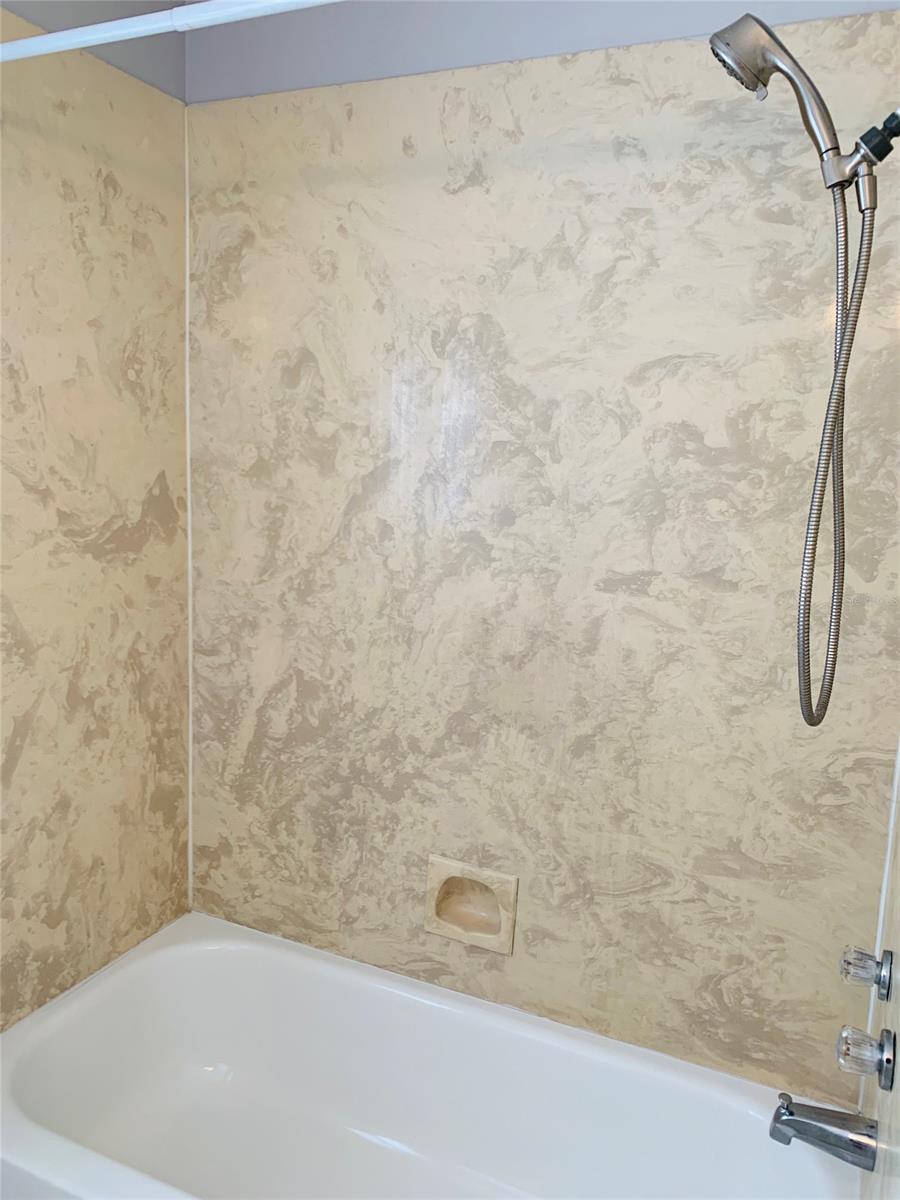 Village Green Twnhs Condo - Residential