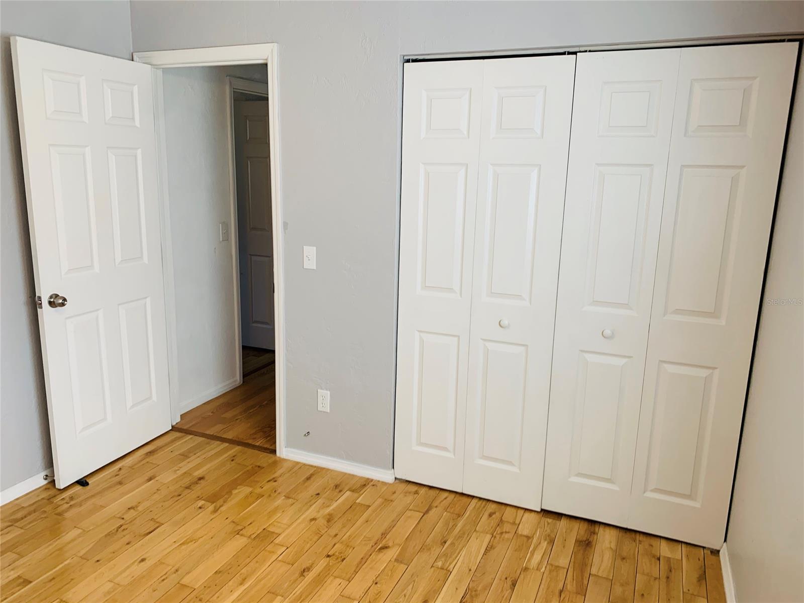 Village Green Twnhs Condo - Residential