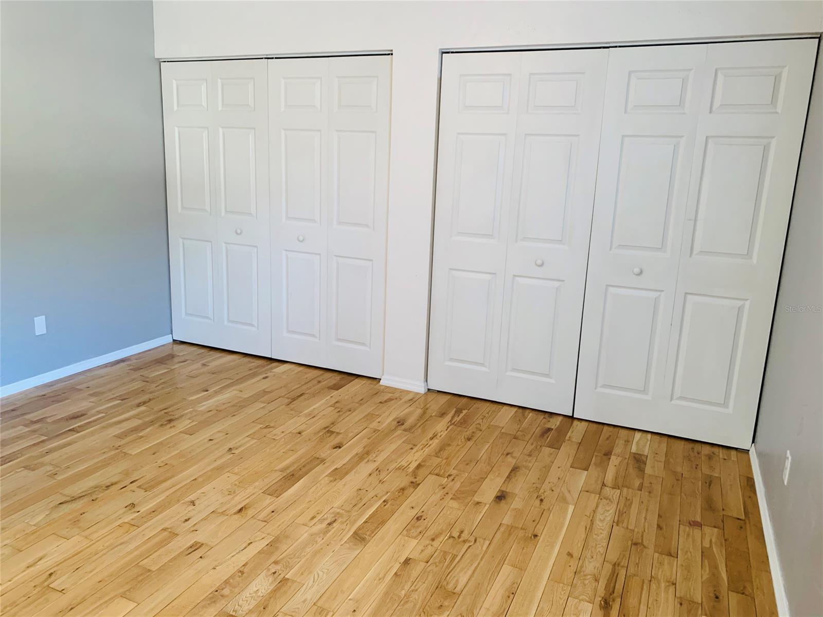 Village Green Twnhs Condo - Residential