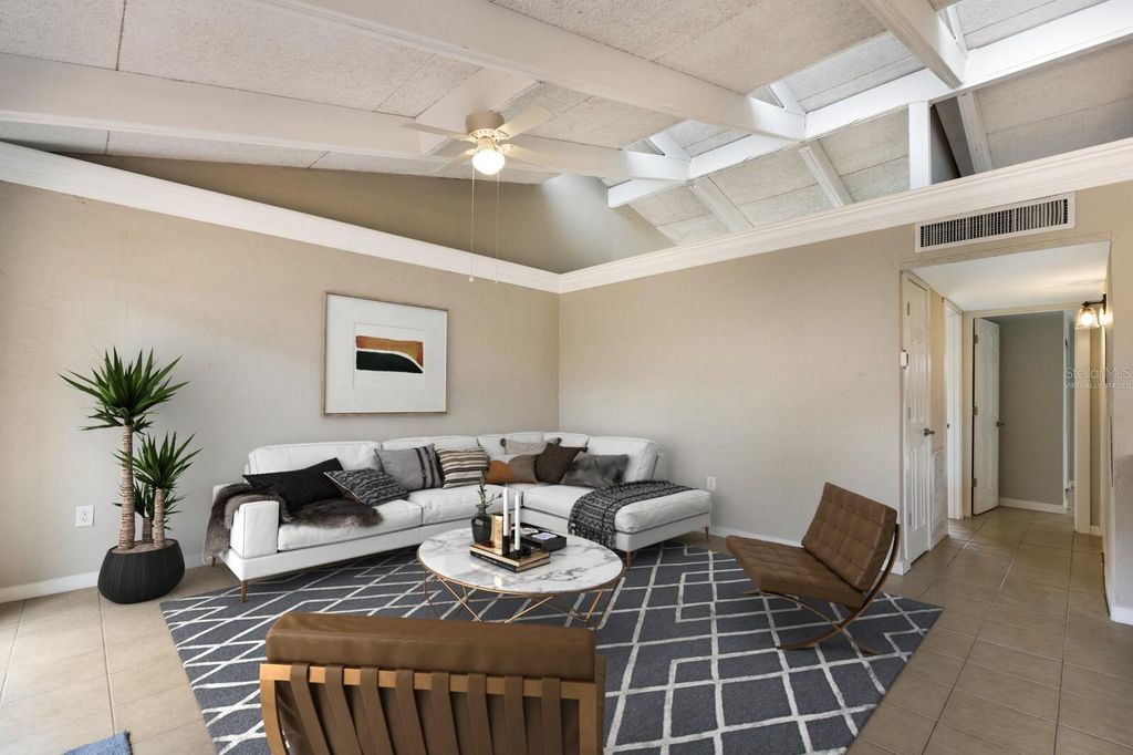 Photo of 500 N Jefferson Avenue #H1, Sarasota, FL 34237 (MLS # A4658609)