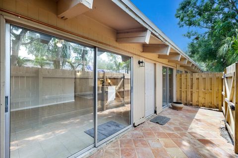 Photo of 500 N Jefferson Avenue #H1, Sarasota, FL 34237 (MLS # A4658609)