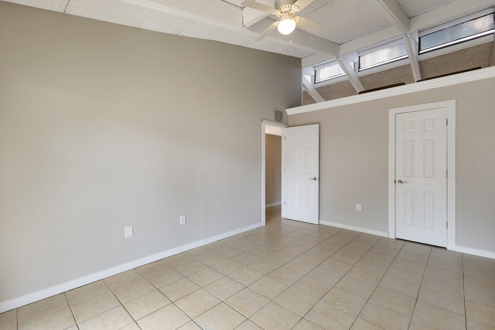 JEFFERSON CLUB - Residential