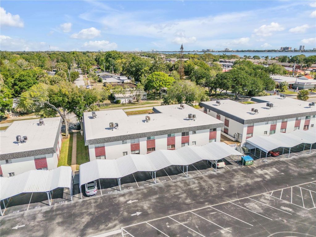 Photo of 303 Ridge Boulevard #2100, Daytona Beach, FL 32119 (MLS # V4948600)