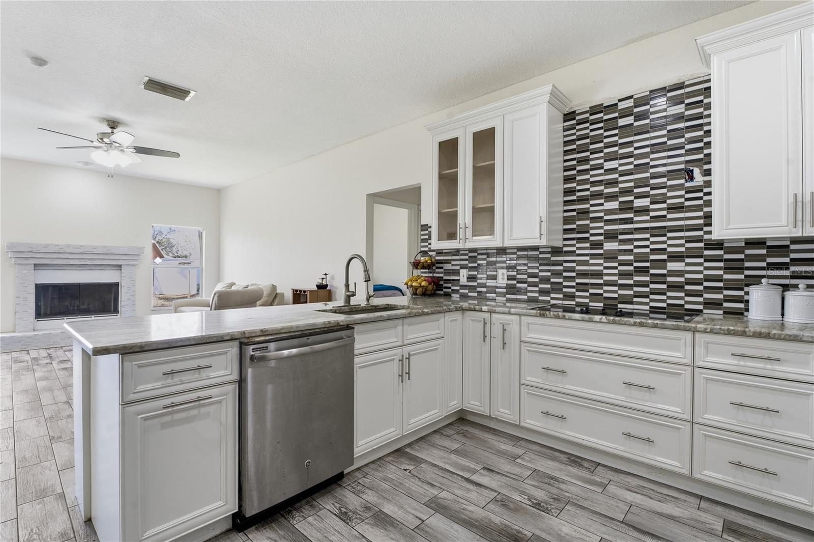 HOLLY LAKE ESTATES - Residential