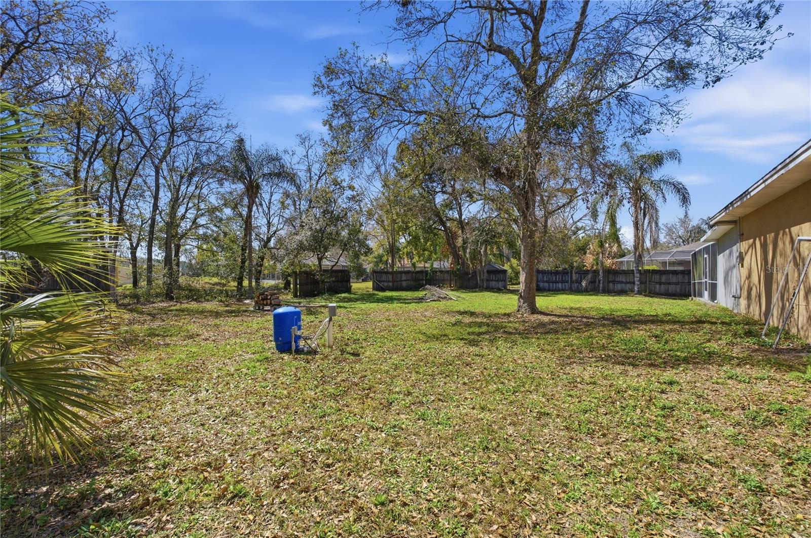 HOLLY LAKE ESTATES - Residential