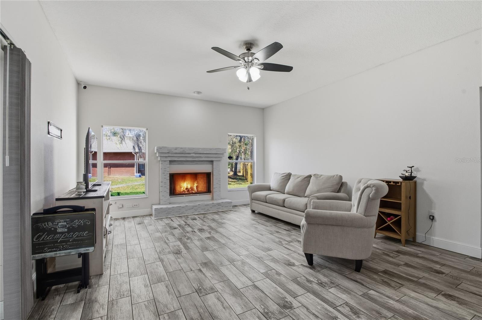 HOLLY LAKE ESTATES - Residential