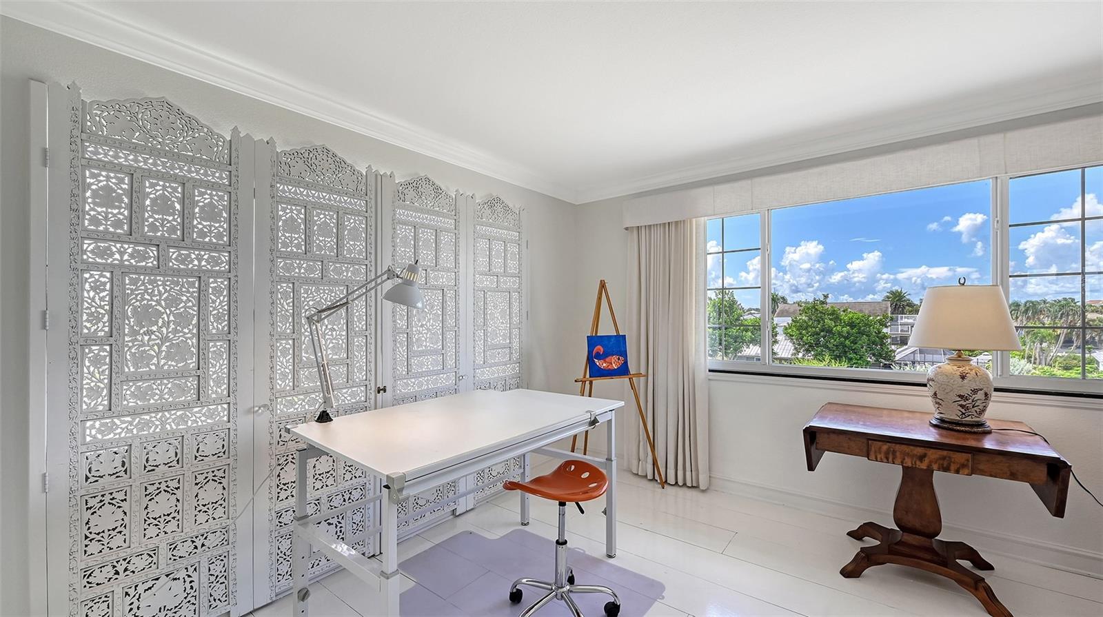 GOLDEN BEACH - Residential