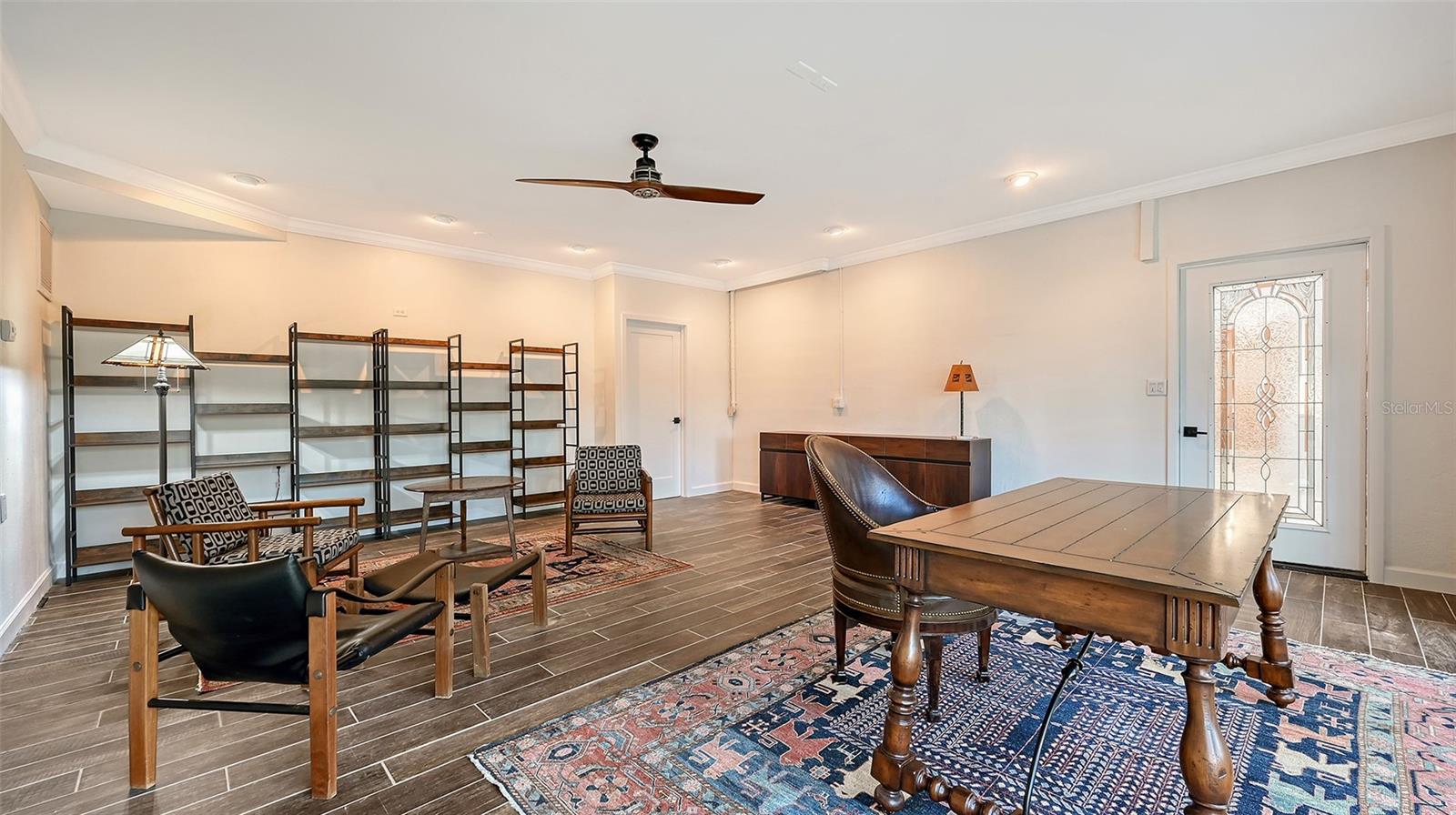 GOLDEN BEACH - Residential