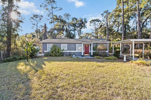 A home in SUMMERFIELD