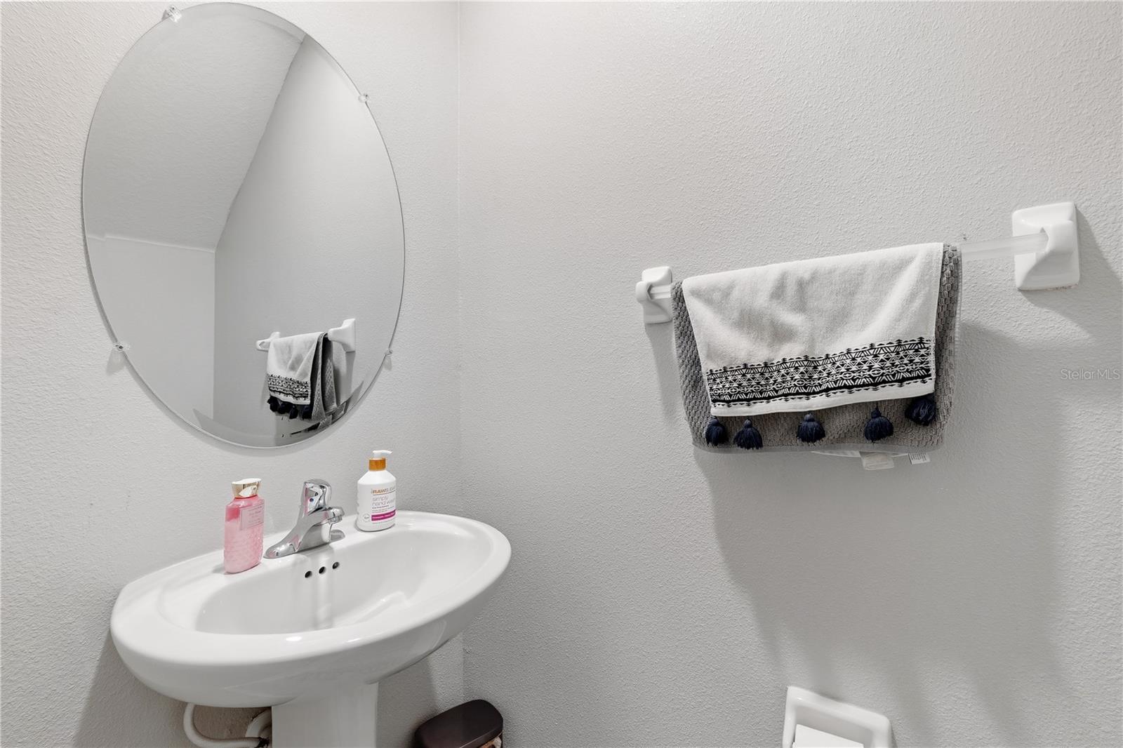 WILLOW SQUARE TWNHMS - Residential