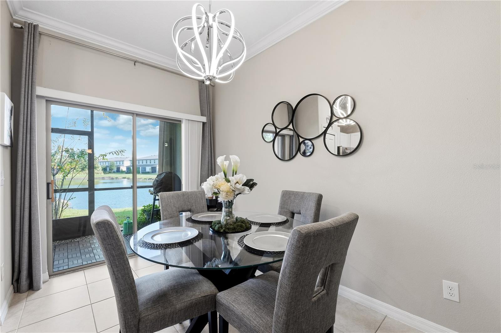 WILLOW SQUARE TWNHMS - Residential