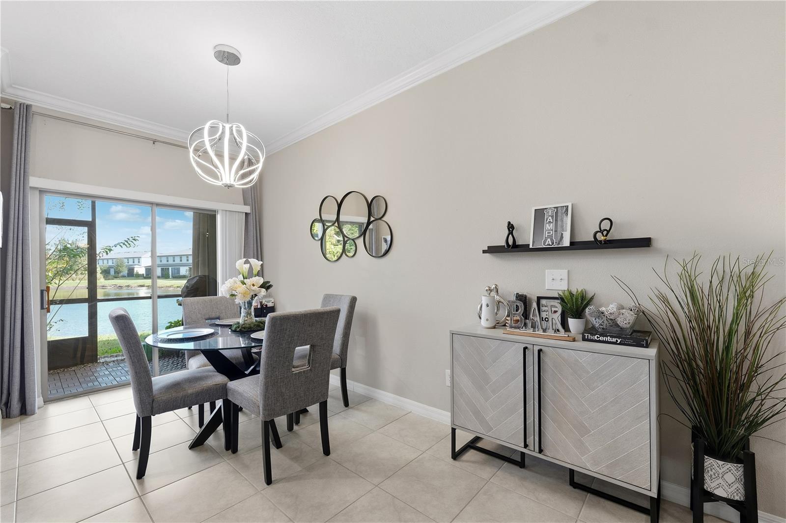 WILLOW SQUARE TWNHMS - Residential