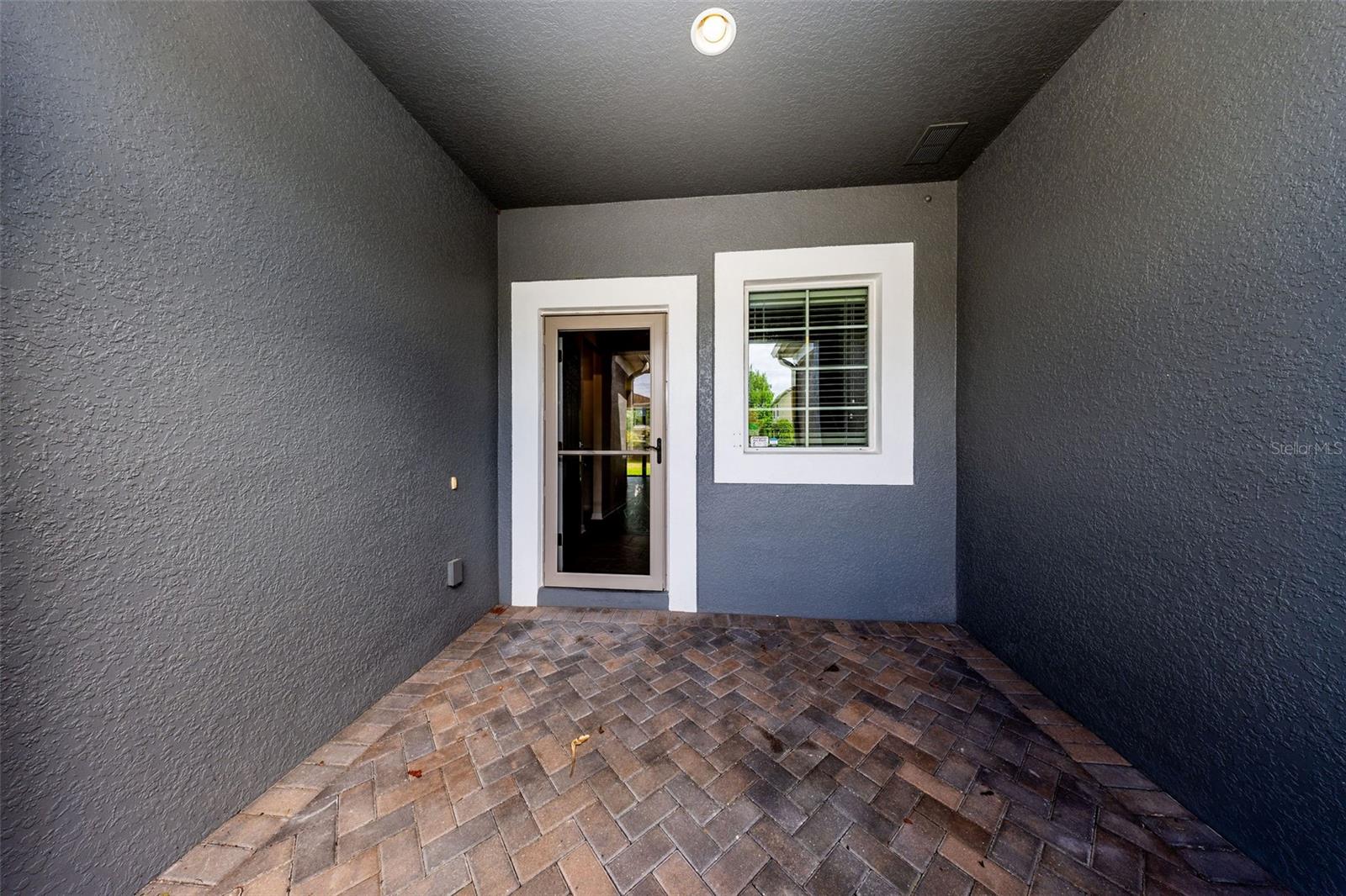 2743 RIVER LANDING DRIVE
