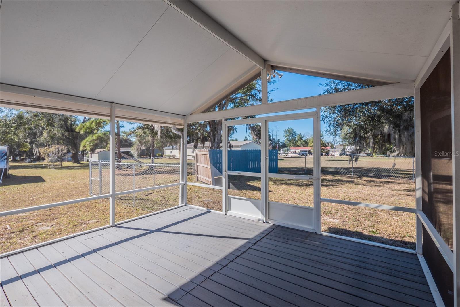 PELICAN ISLE ESTATES, 1ST ADD - Residential