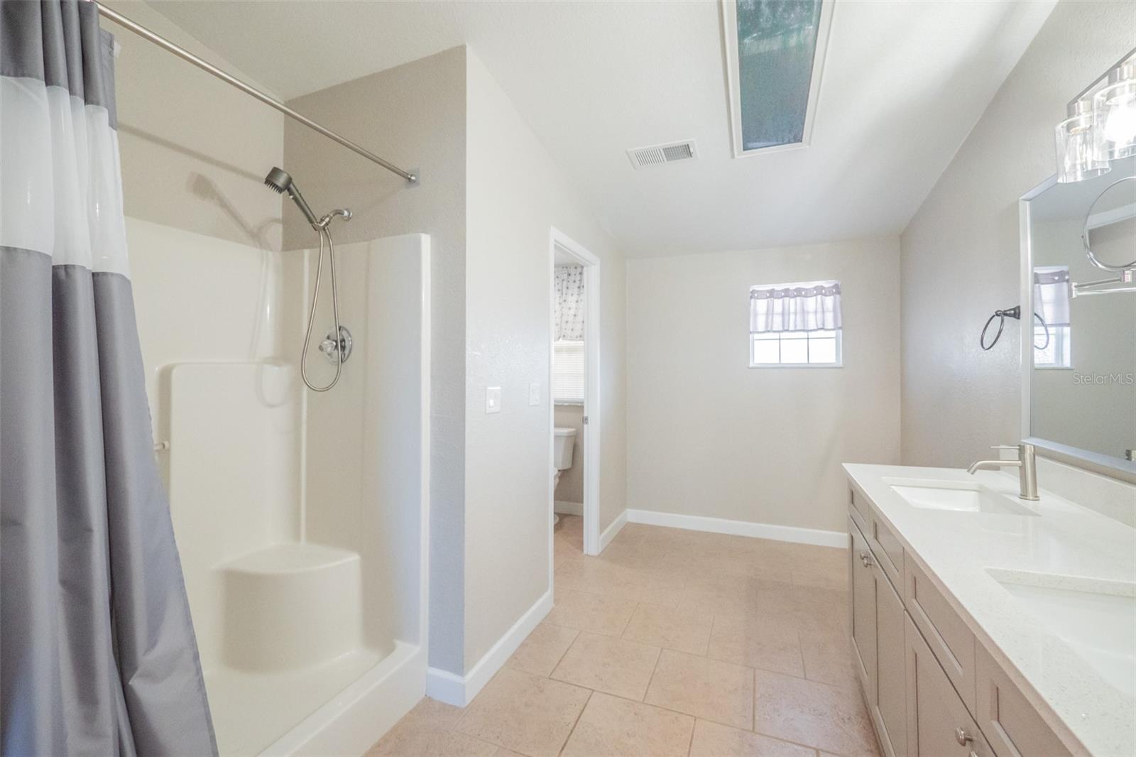 PELICAN ISLE ESTATES, 1ST ADD - Residential