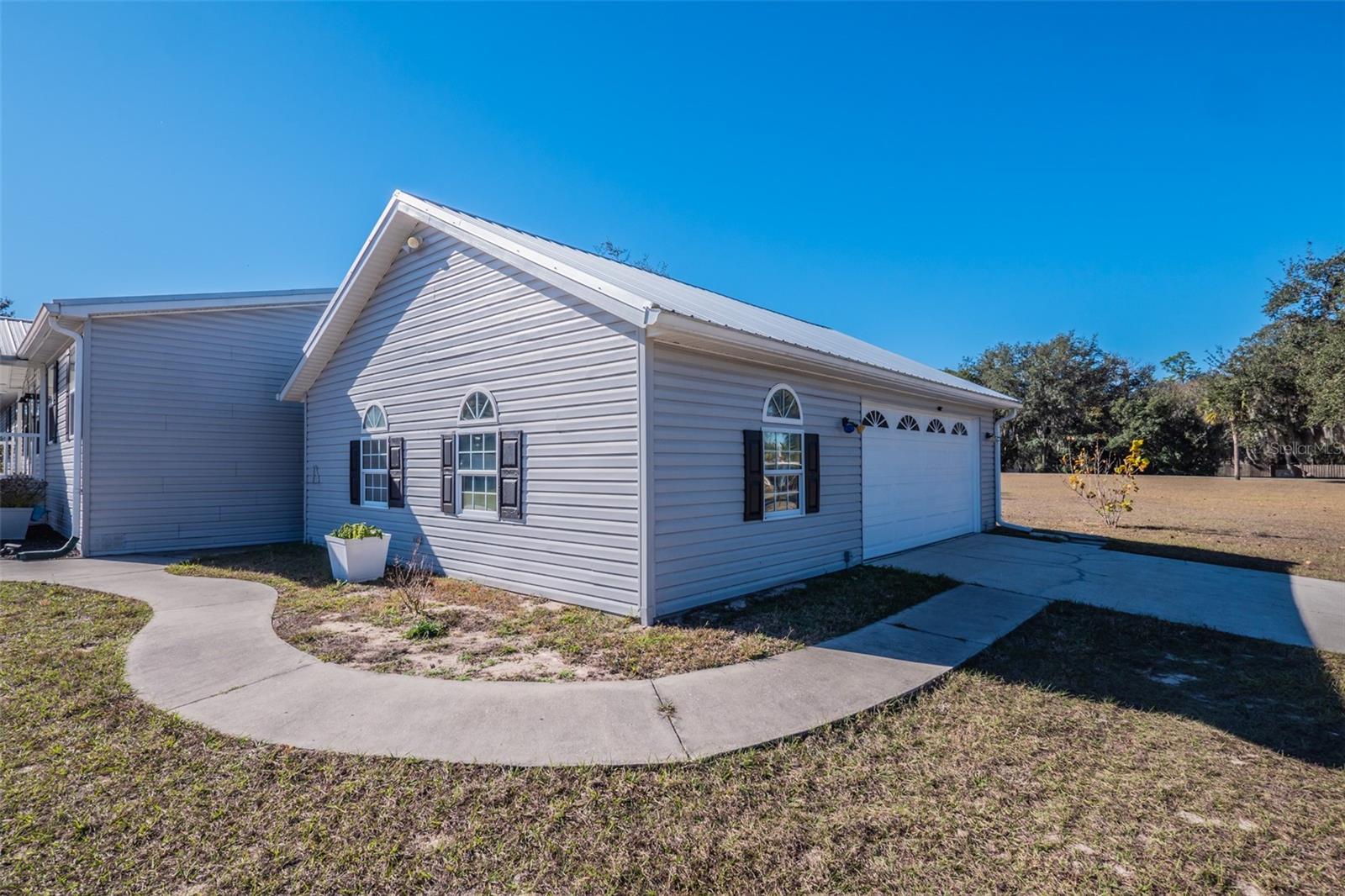 PELICAN ISLE ESTATES, 1ST ADD - Residential