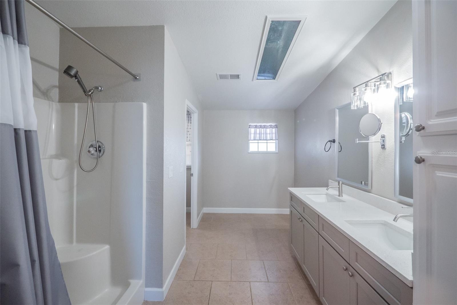 PELICAN ISLE ESTATES, 1ST ADD - Residential