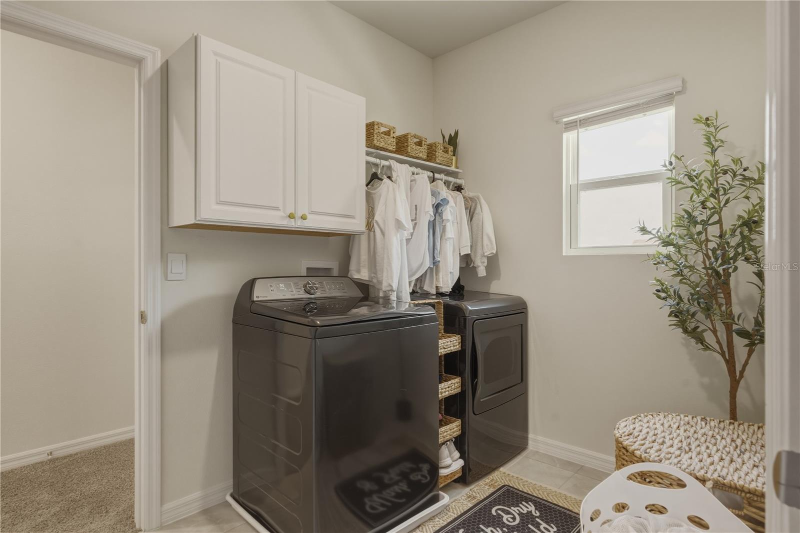 BRIARWOOD PH 2 & 3 PB 38 PG 94 - Residential