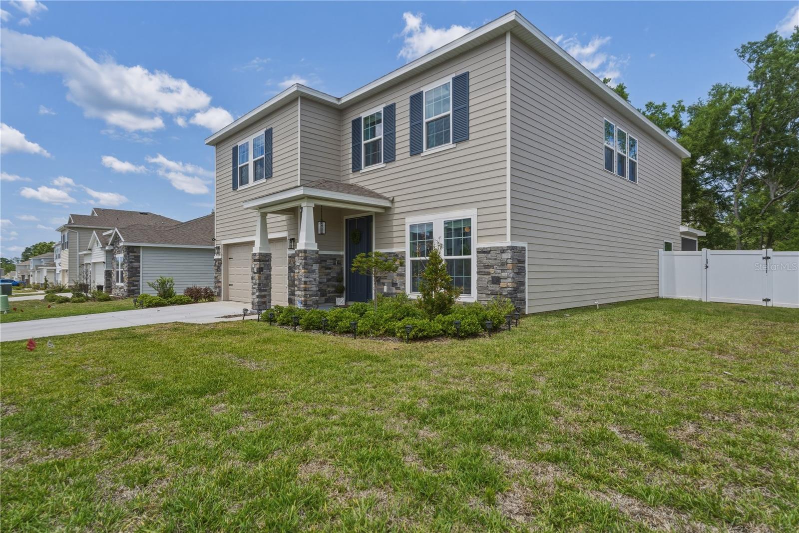 BRIARWOOD PH 2 & 3 PB 38 PG 94 - Residential