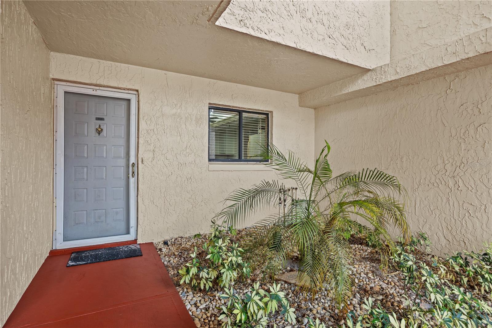 Enjoy lakefront living on Lake Howell—the largest lake in Casselberry—in this spacious 3-bed, 2-bath, first/ground floor condo with over 1,700 sq ft. Located in the gated Carmel at the Lake community, this well-maintained home features a light-filled interior, an eat-in kitchen and a private screened porch with serene lake and garden views.
The master suite includes dual closets (one walk-in), a full bath with a walk-in shower, and a separate vanity area. The split floor plan offers two additional bedrooms and a shared bath, plus a spacious living room with a wet bar,perfect for entertaining.
Includes washer and dryer
Community amenities include:
Direct access to Lake Howell and private boat ramp
Pool, spa, and clubhouse
Tennis & pickleball courts
Walking trails, mature landscaping, and a peaceful creek
HOA includes high-speed internet, 200+ TV channels, water, trash, and sewer. amenities. Don’t miss out on this opportunity for lake living
Excellent location near Winter Park's dining, shopping, and train service are only 5 miles away. Only 35 minutes to Disney and Orlando International Airport. Rollins College is 5 miles away, and UCF is 10 miles away. Zoned for highly-rated Seminole County schools.