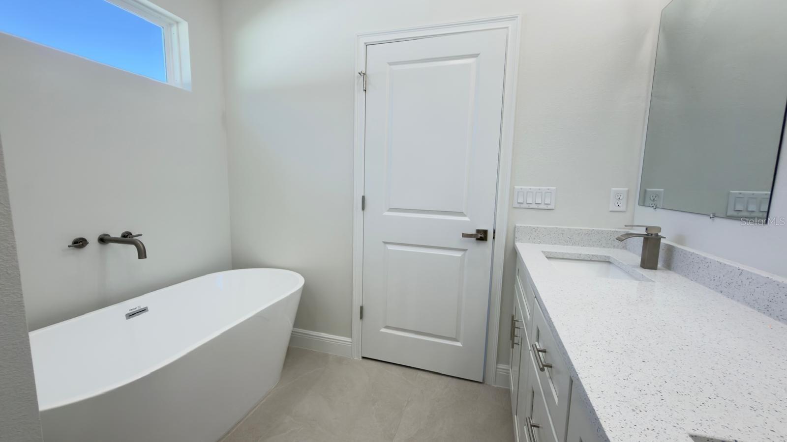 MARION OAKS 06 - Residential