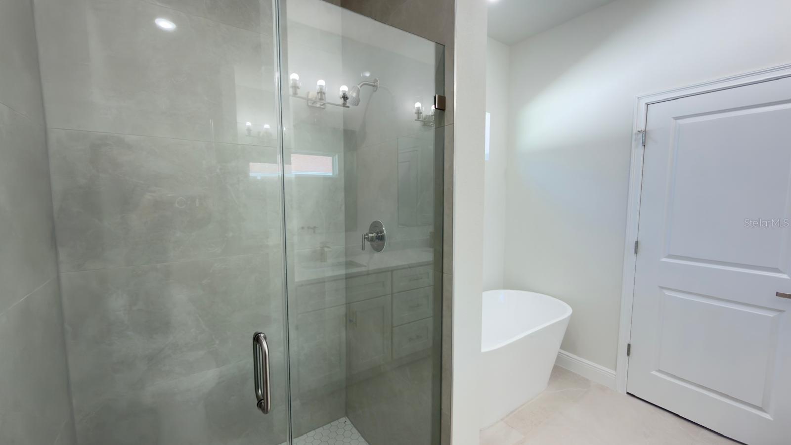 MARION OAKS 06 - Residential