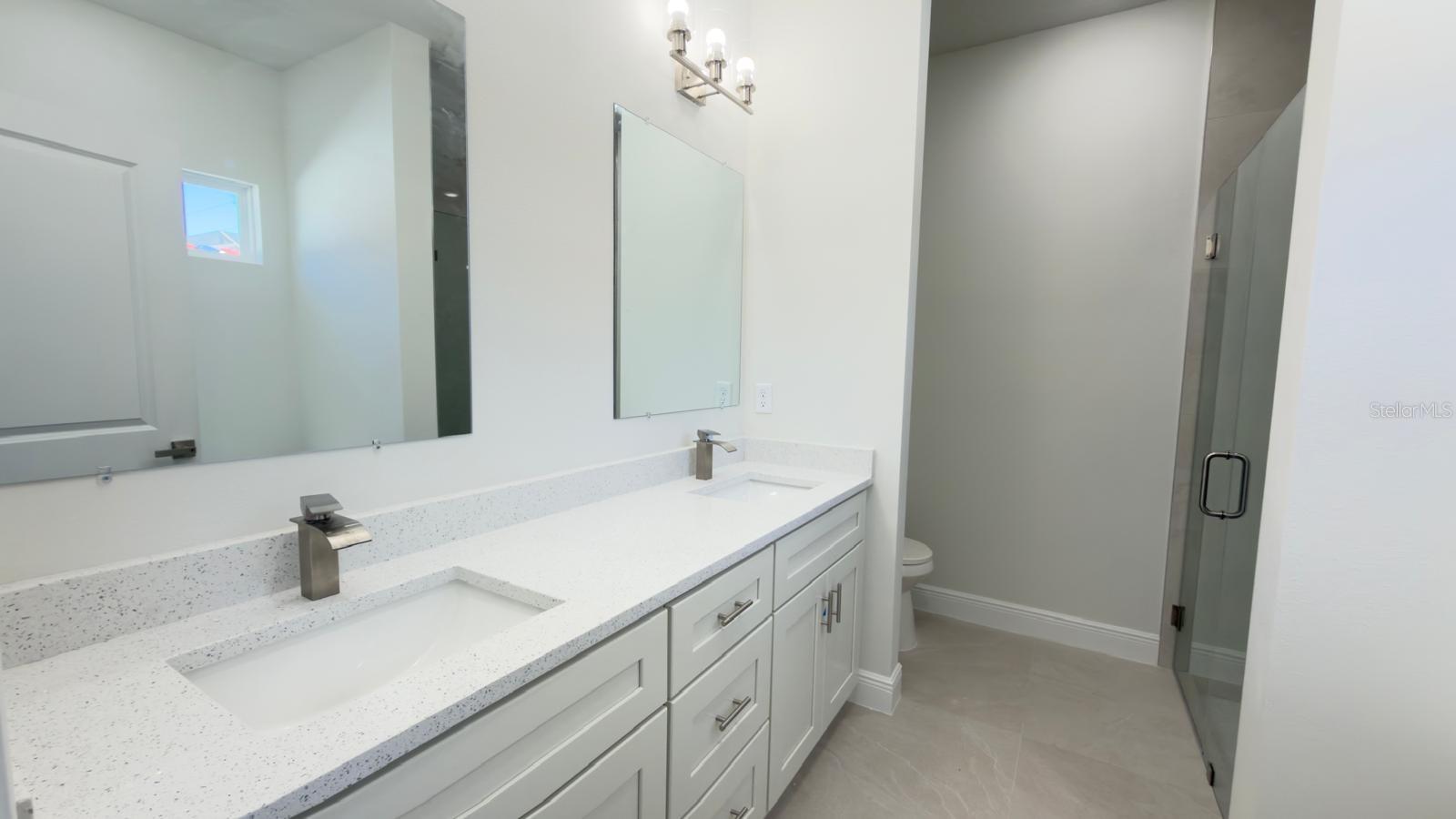 MARION OAKS 06 - Residential