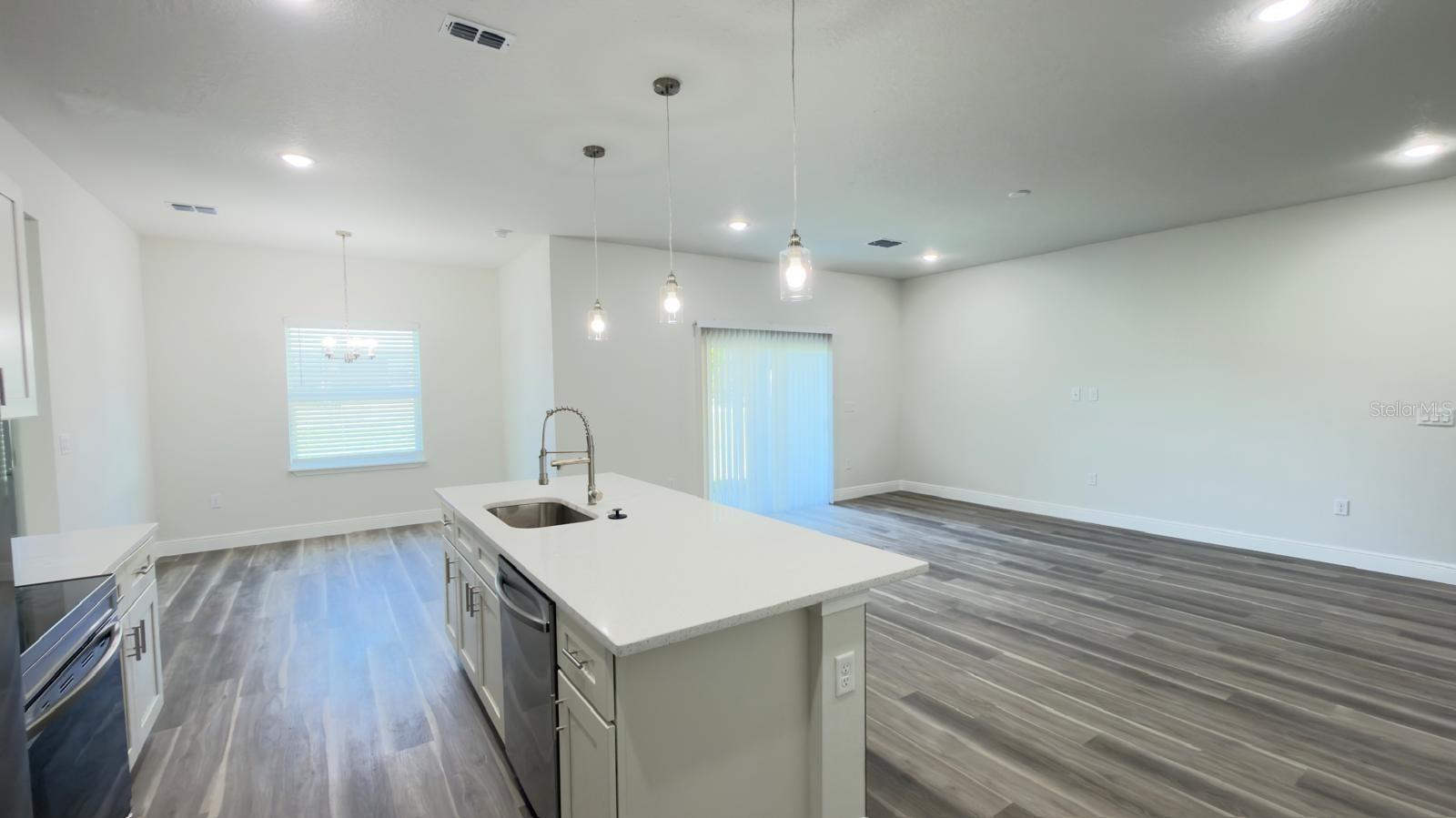 MARION OAKS 06 - Residential