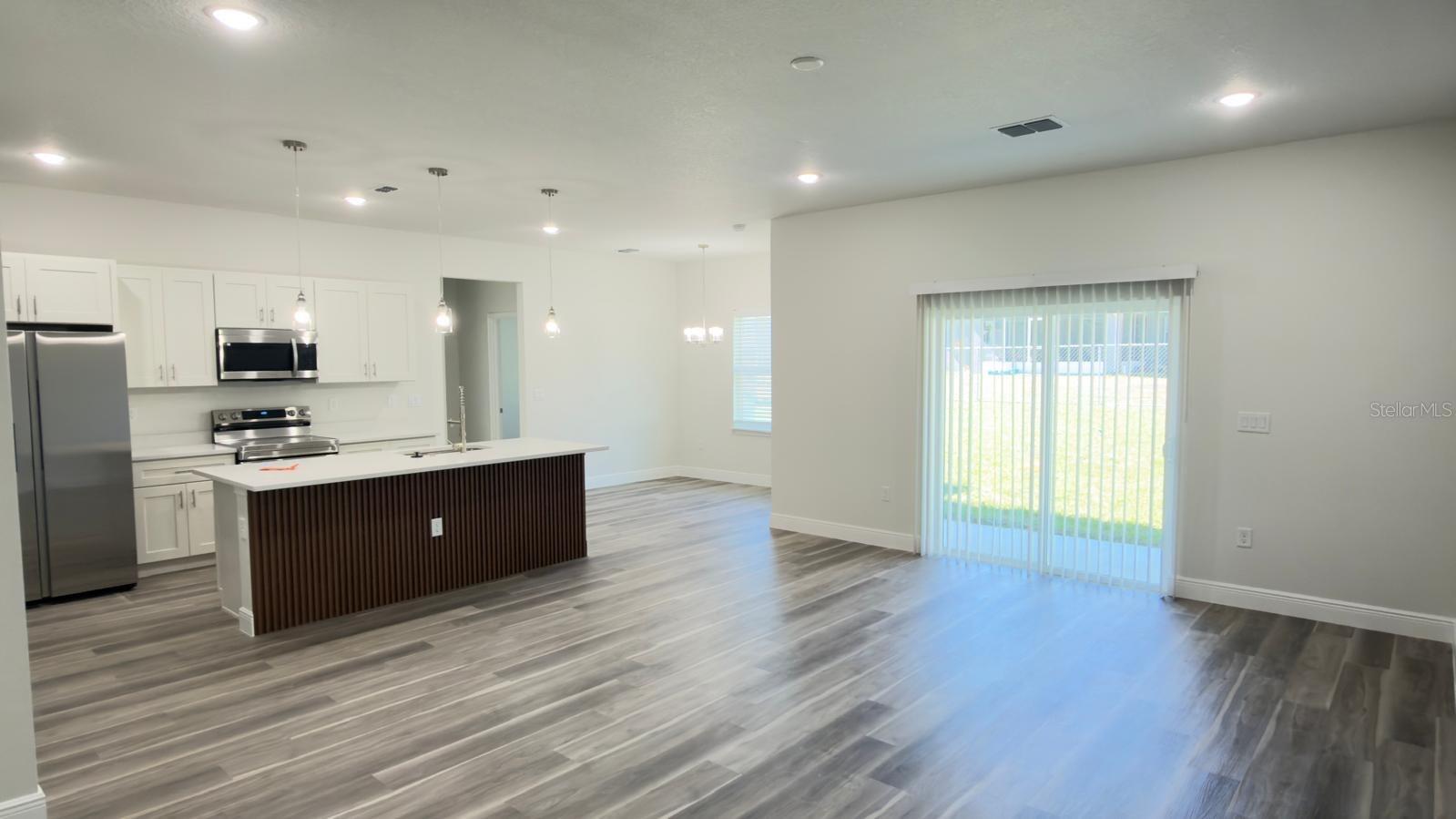 MARION OAKS 06 - Residential