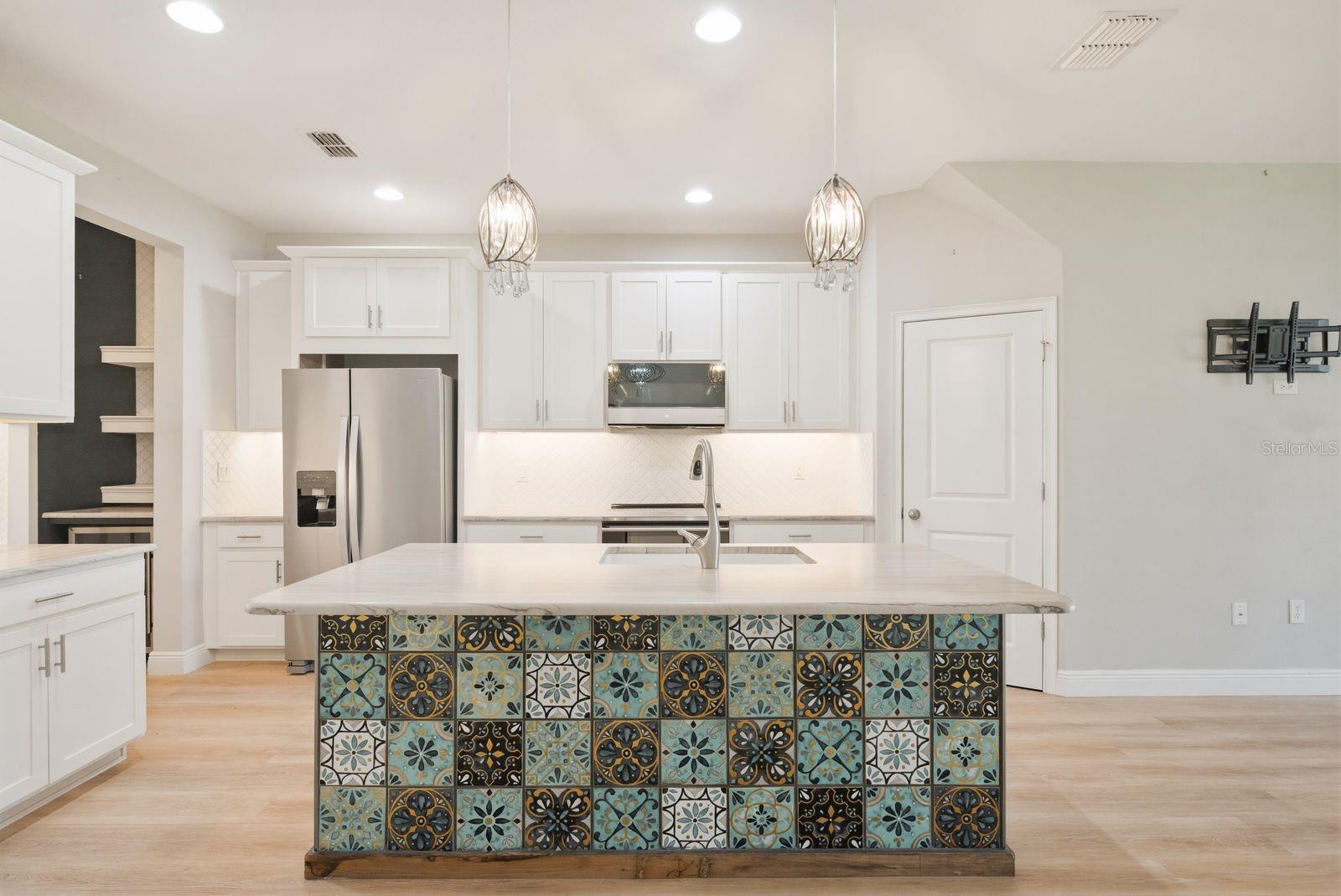 BAYSIDE TERRACE - Residential