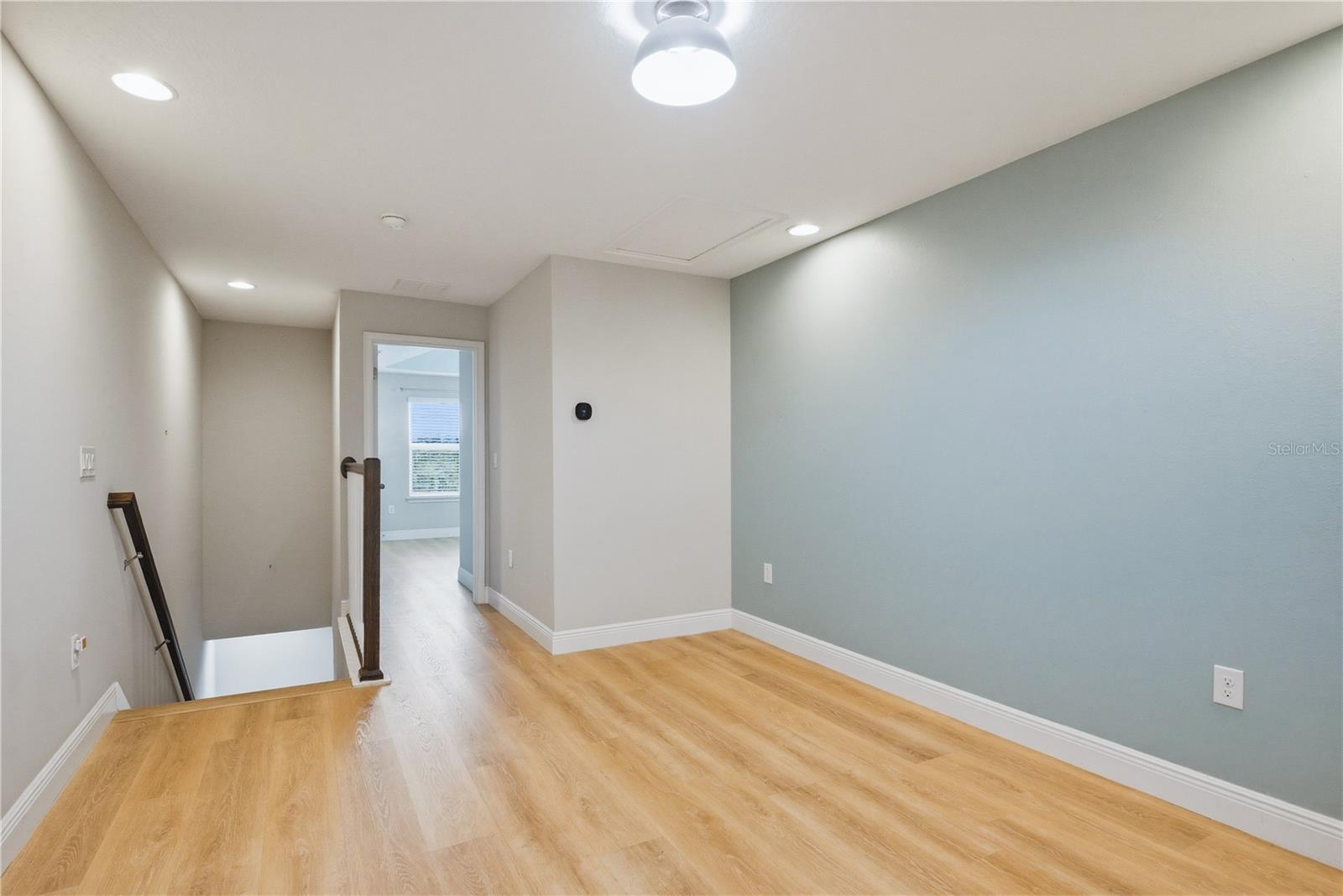 BAYSIDE TERRACE - Residential