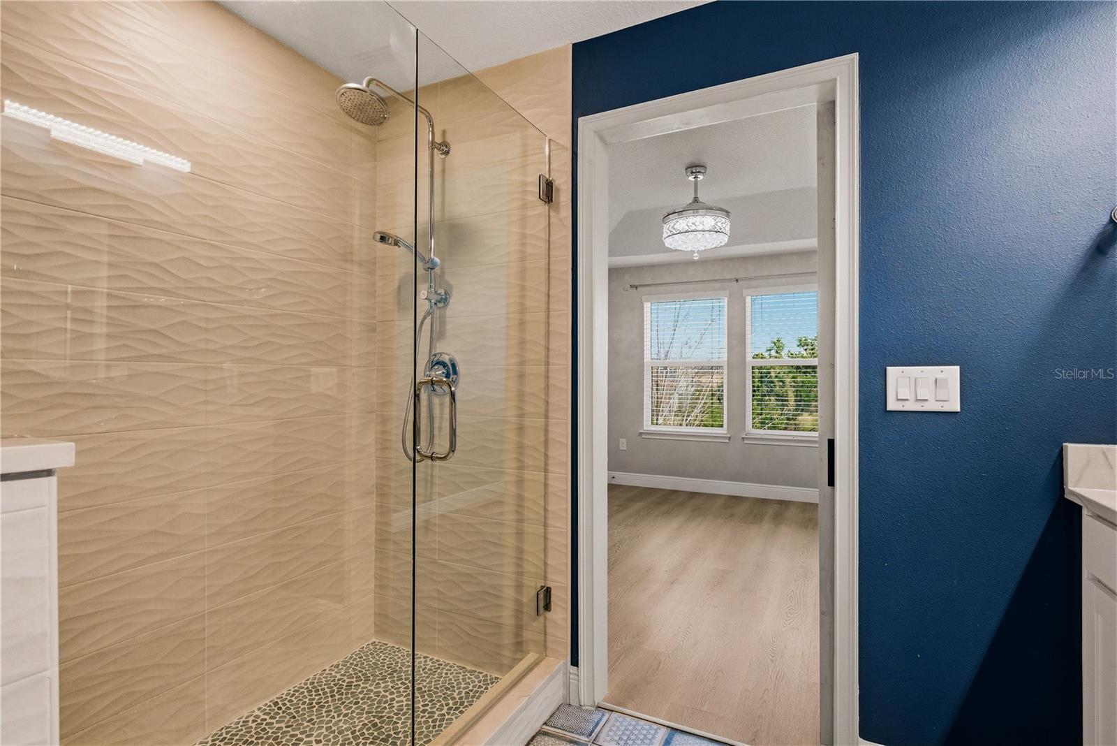 BAYSIDE TERRACE - Residential