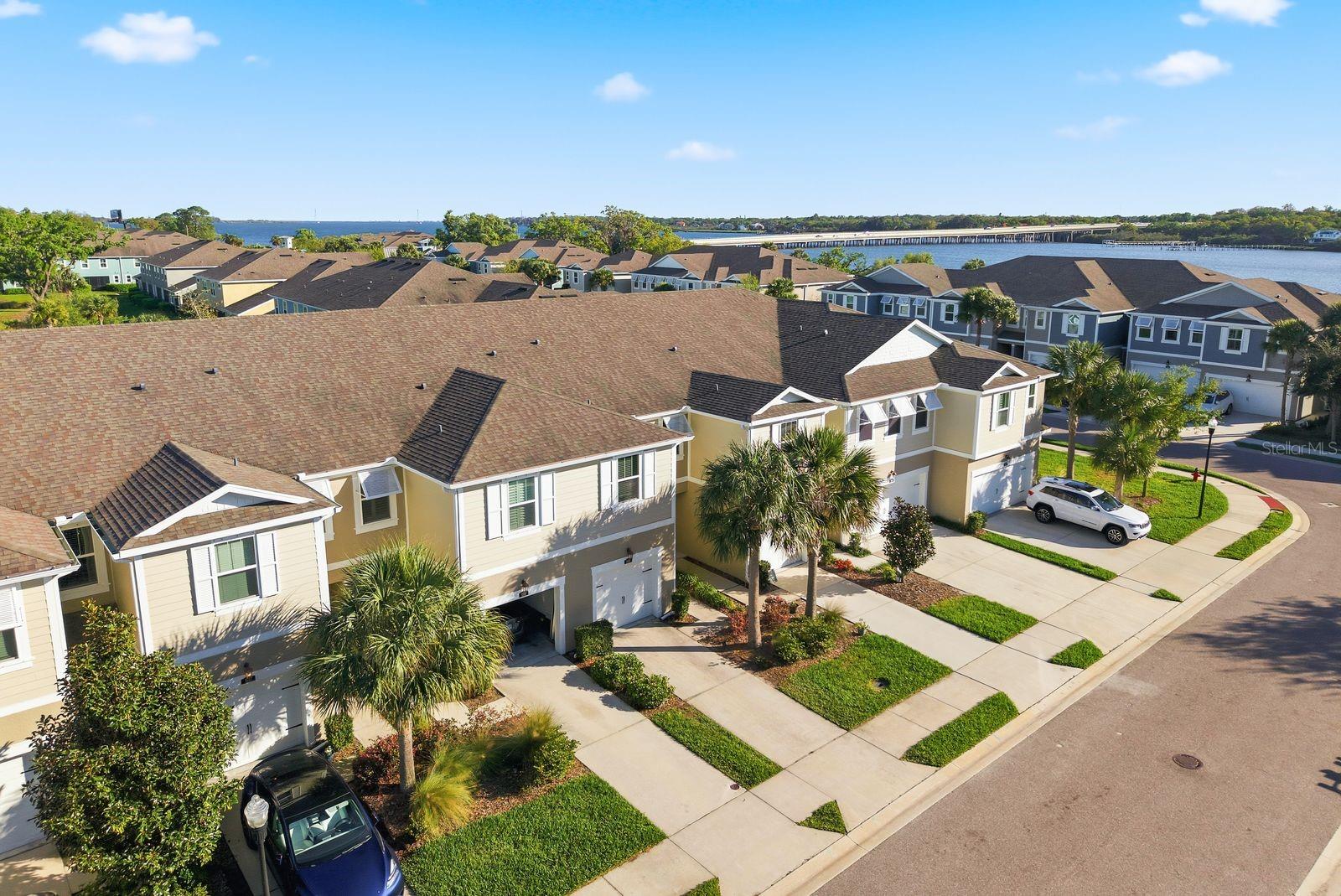 BAYSIDE TERRACE - Residential