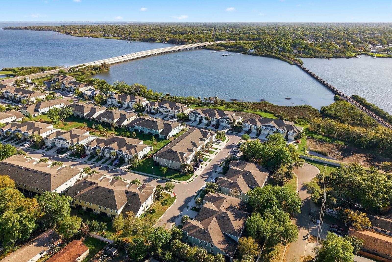 BAYSIDE TERRACE - Residential